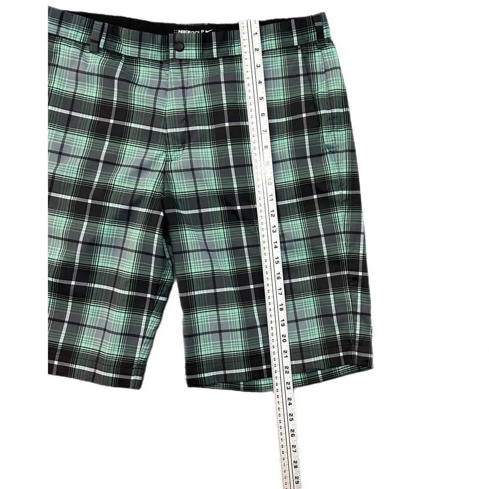 Nike Golf Shorts Mens Size 36 Green Black Plaid Tour Performance 509182-338‎